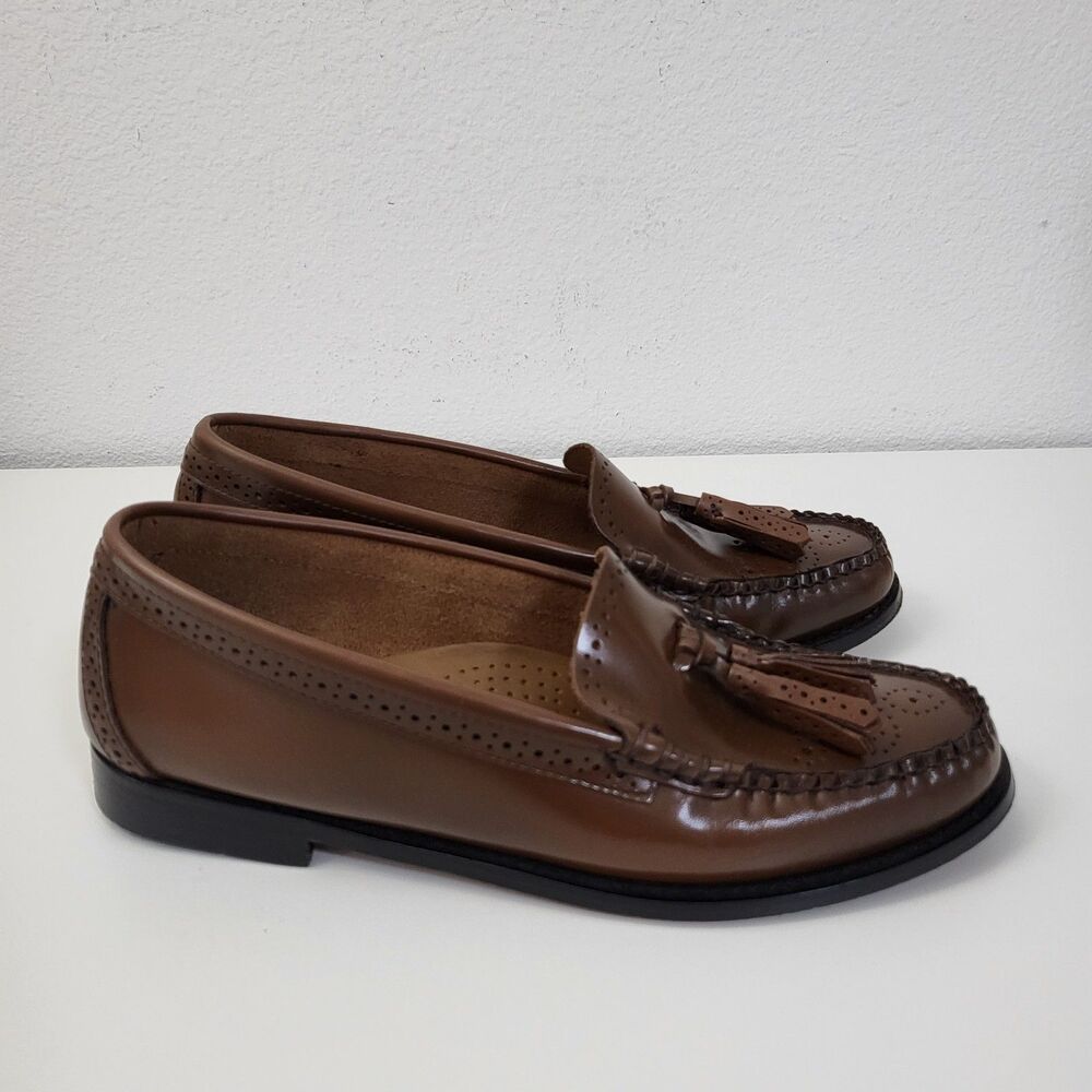 GH BASS & CO Weejuns Estelle Loafers Womens 7.5 Brown Leather Tassle Preppy